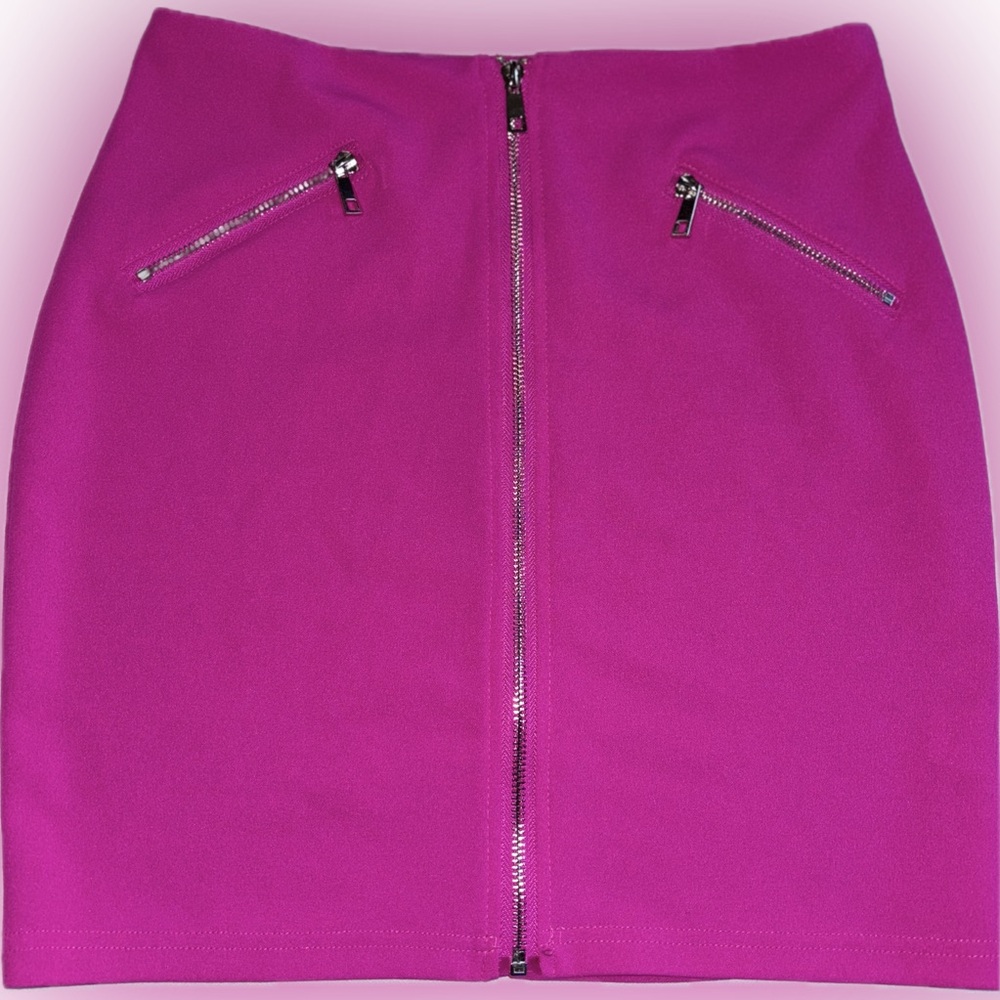 Fashion Nova Front Zip Mini Skirt